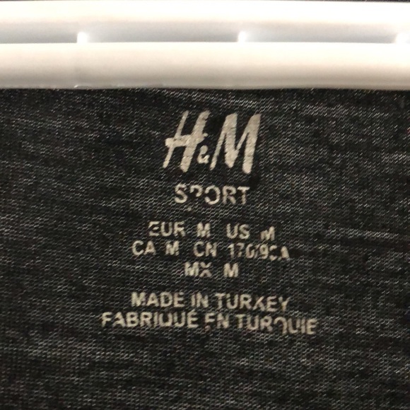 H & M number one Sports Top - Picture 3 of 3